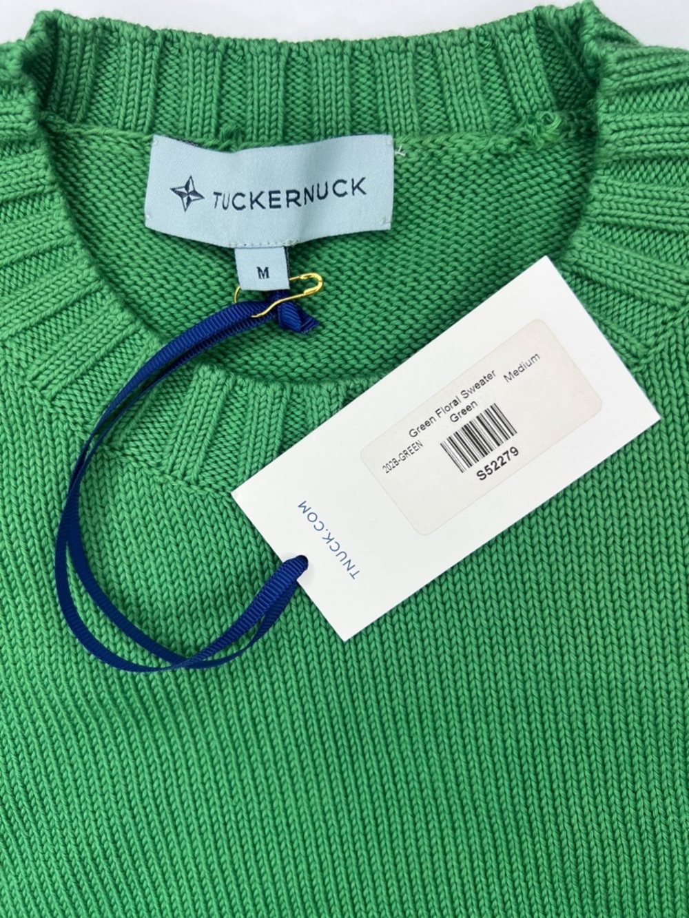 Tuckernuck Green Miss Daisy Sweater Crew Neck Floral size Medium NWT - Picture 3 of 6